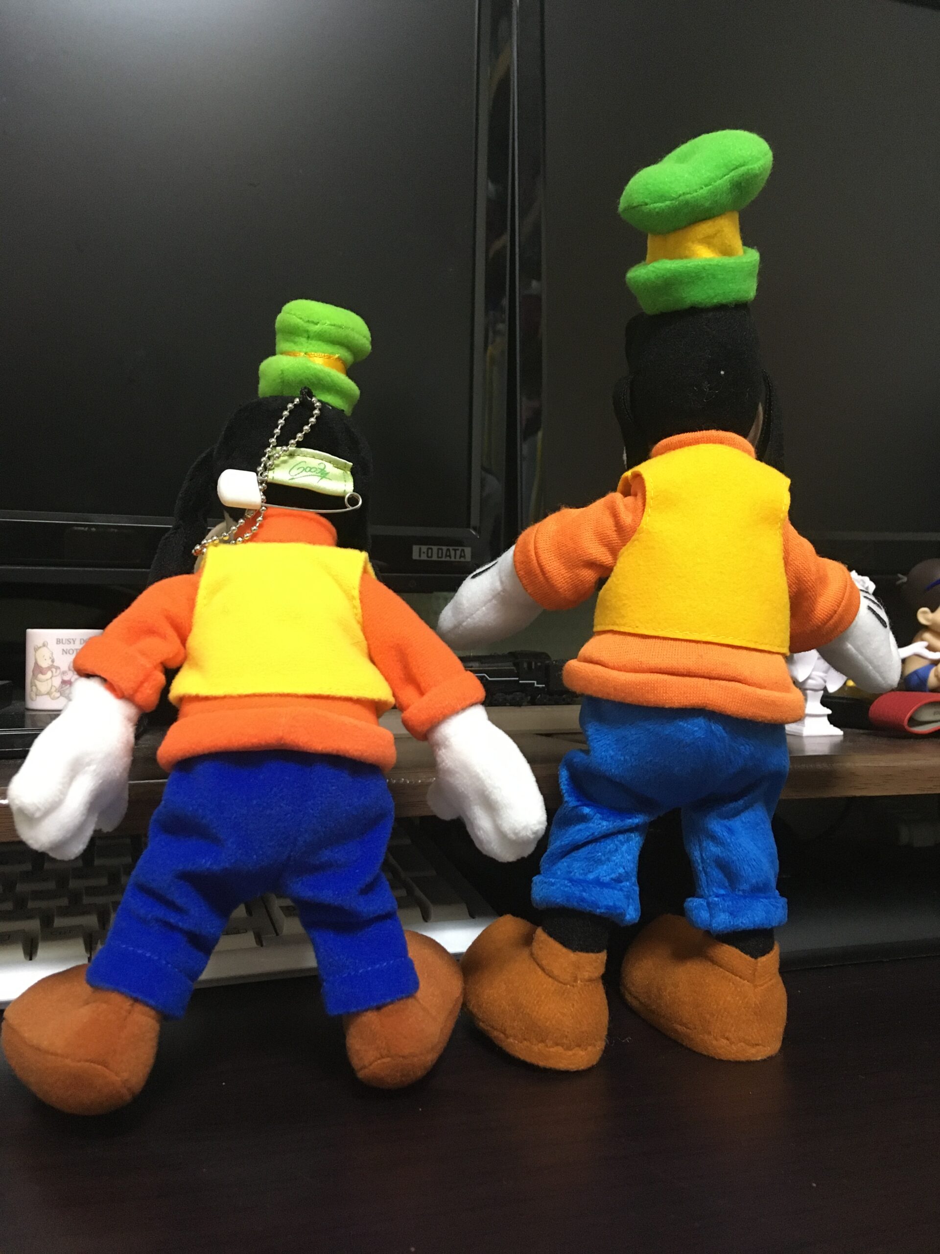 ディズニー　グーフィー　ぬいぐるみ2個セット