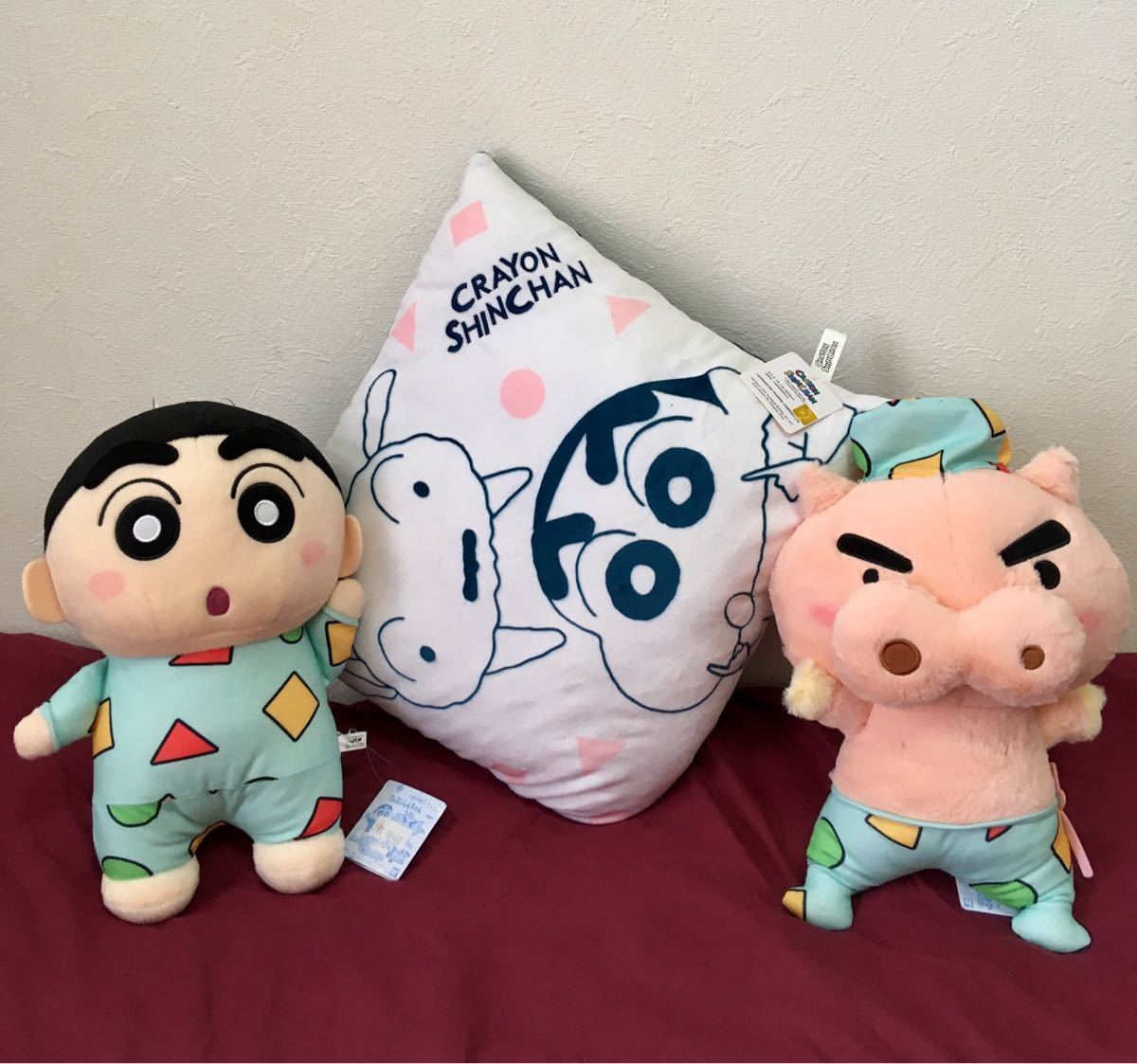 クレヨンしんちゃん　ぬいぐるみ・クッションセット（しんちゃん、シロ、ぶりぶりざえもん） 　タグ付き